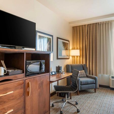 Best Western Premier Boulder Falls Inn Lebanon Eksteriør billede