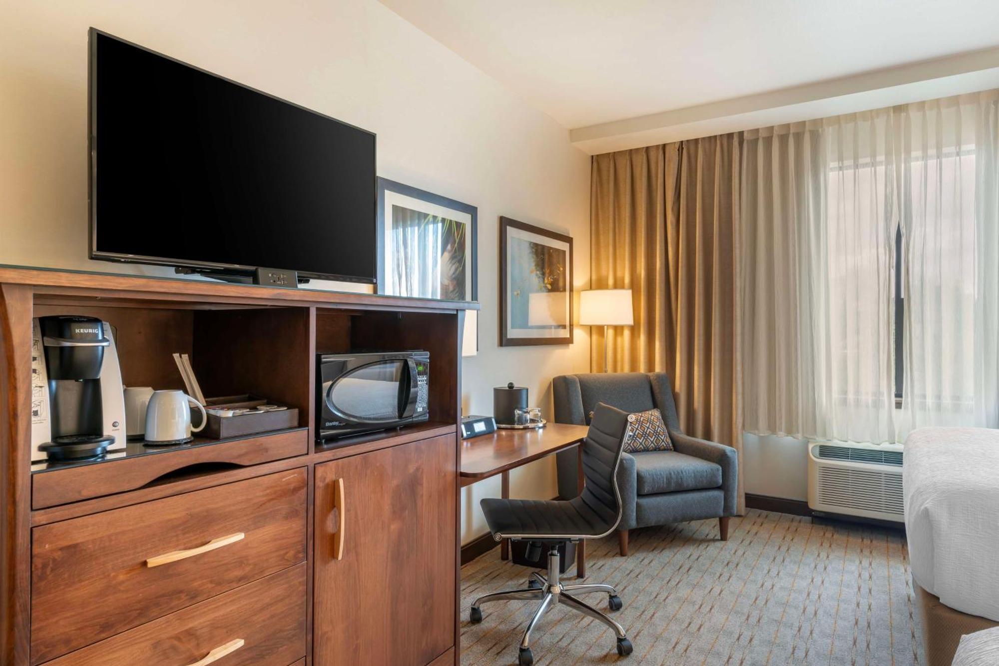 Best Western Premier Boulder Falls Inn Lebanon Eksteriør billede