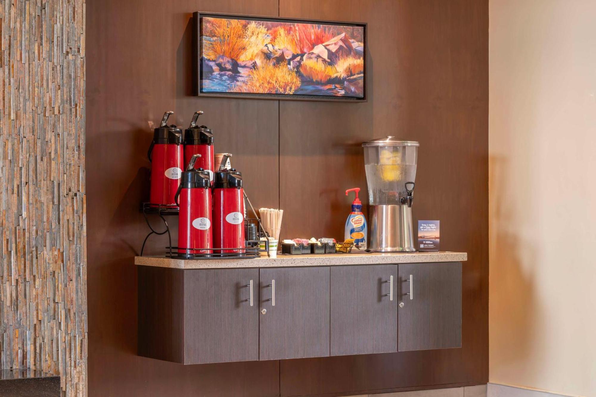 Best Western Premier Boulder Falls Inn Lebanon Eksteriør billede