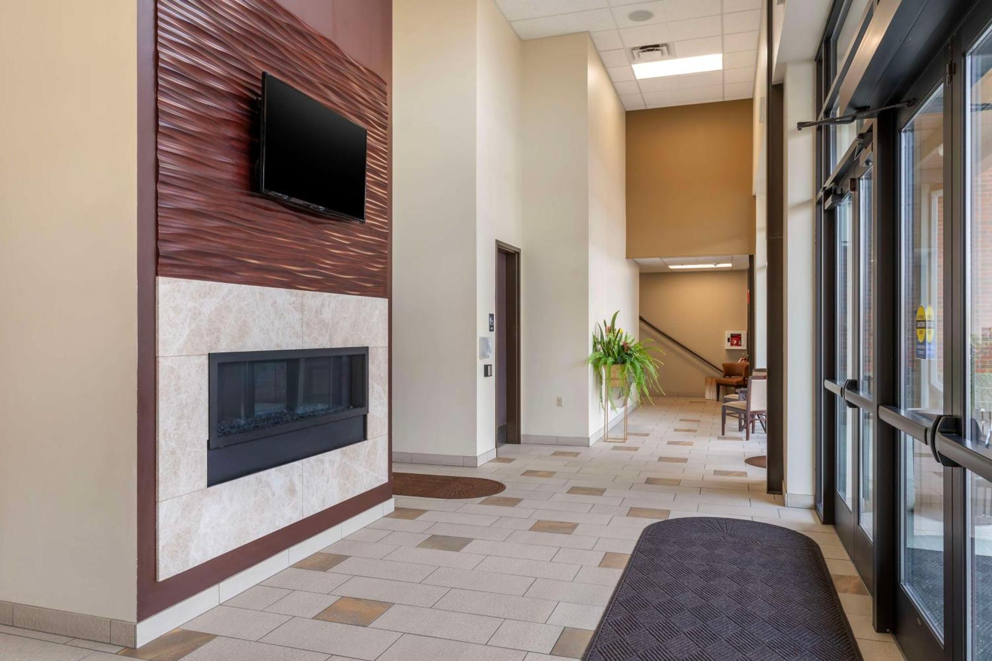 Best Western Premier Boulder Falls Inn Lebanon Eksteriør billede