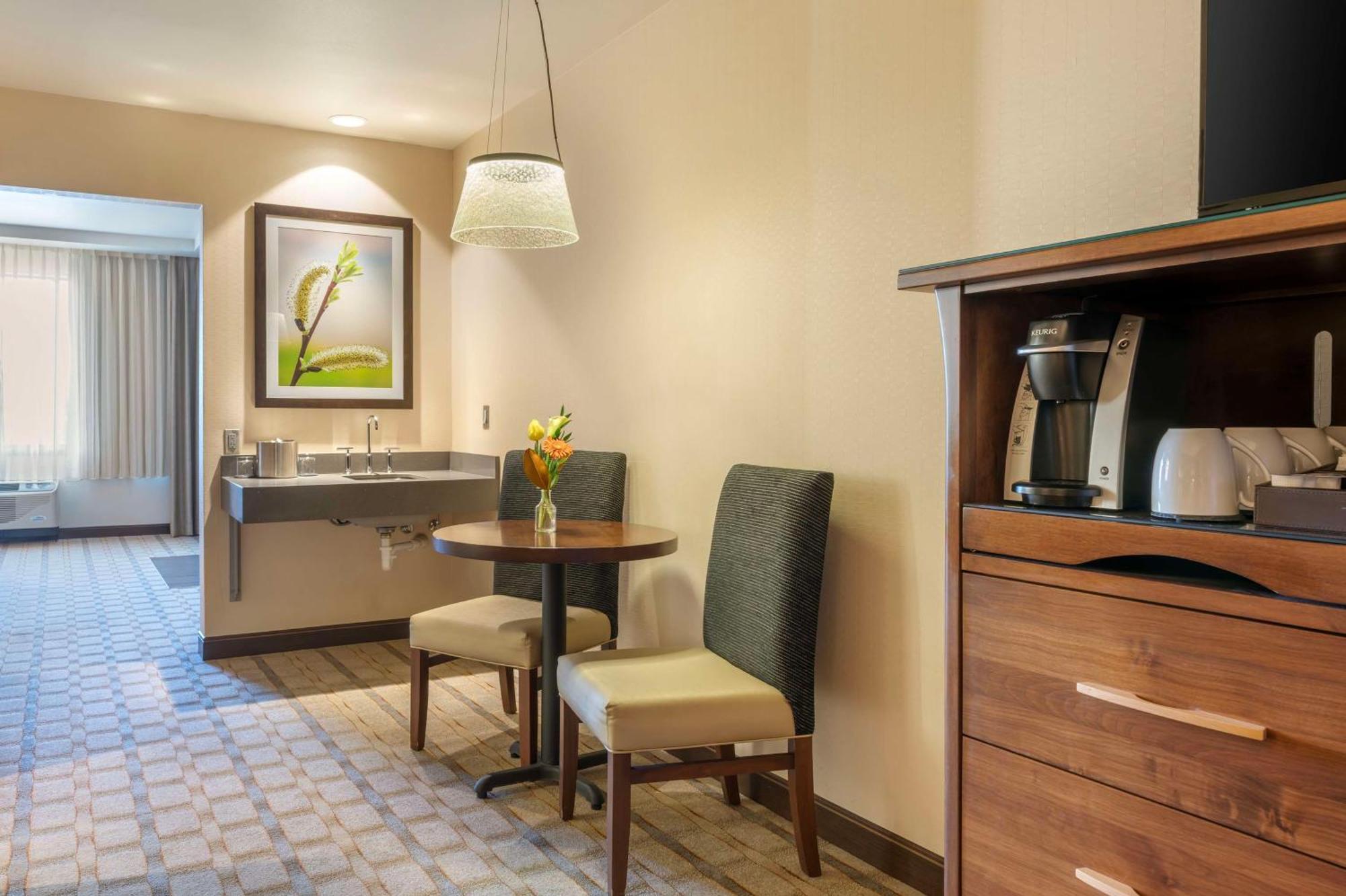 Best Western Premier Boulder Falls Inn Lebanon Eksteriør billede
