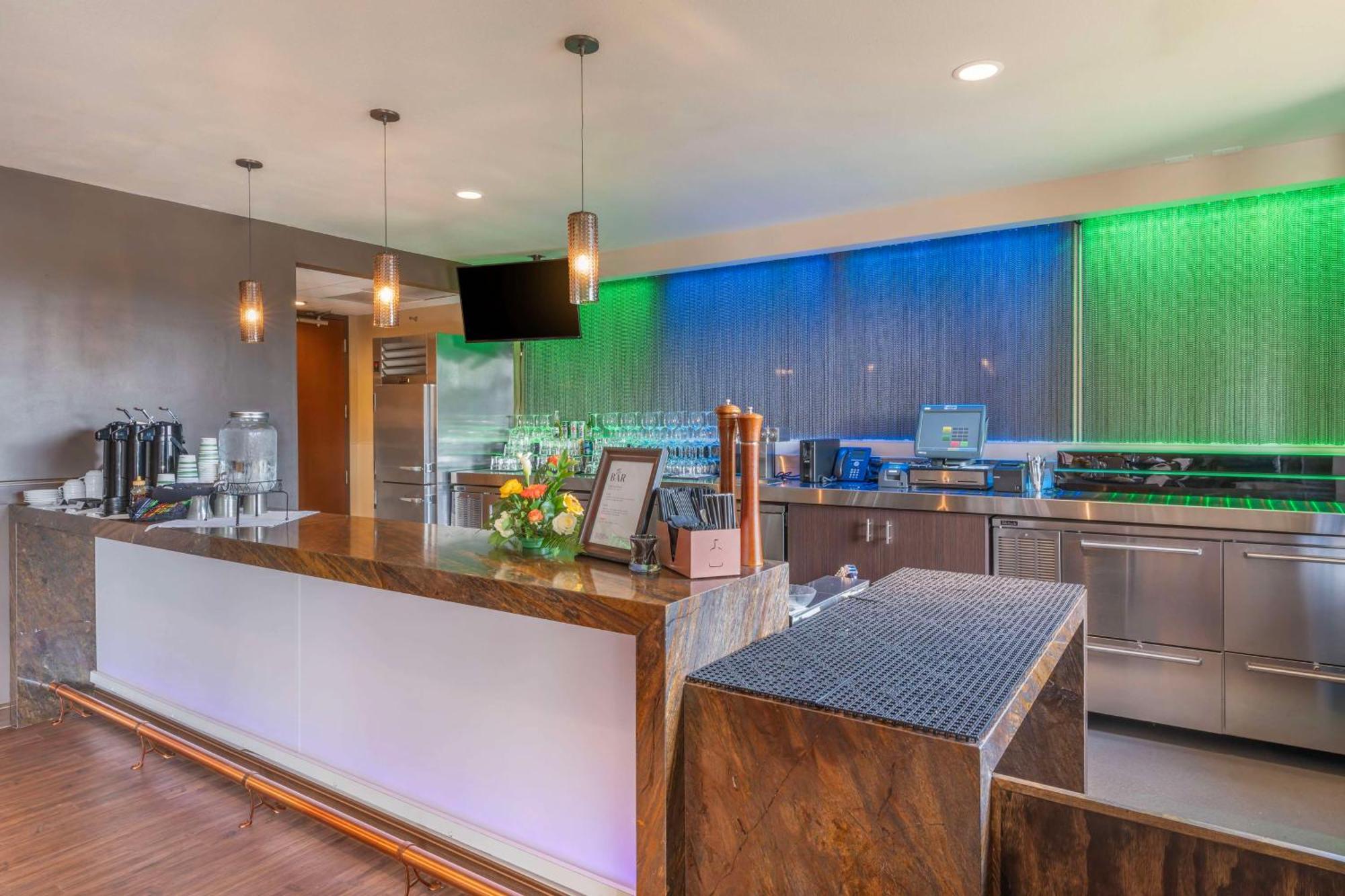 Best Western Premier Boulder Falls Inn Lebanon Eksteriør billede